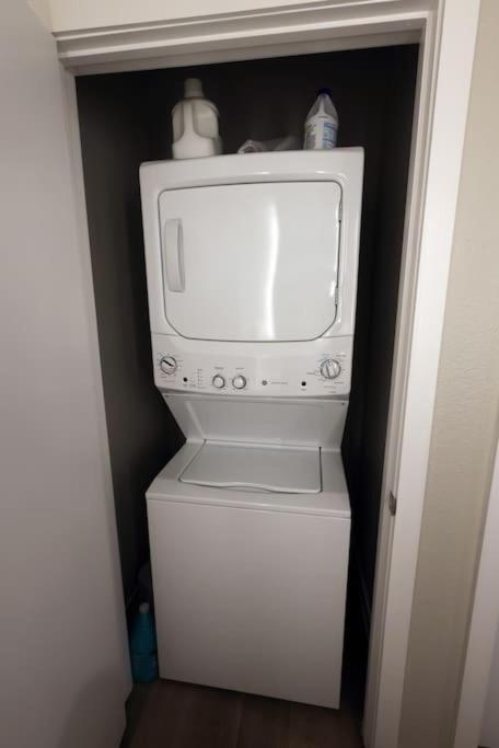 יוסטון Comfortable Getaway Downtown Htx מראה חיצוני תמונה