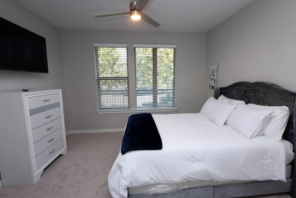 יוסטון Comfortable Getaway Downtown Htx מראה חיצוני תמונה